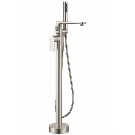 Percée, ​Brass Faucet with chrome finish for freestanding bathtubs